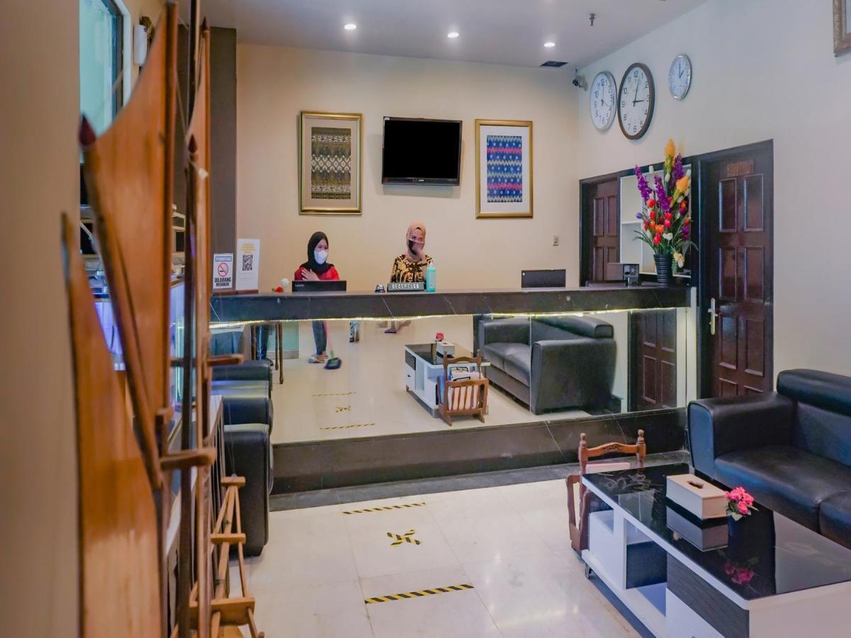 Oyo 3967 Hotel Pantai Wisata Macáçar Exterior foto